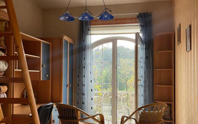 Вилла на берегу Тихого озера