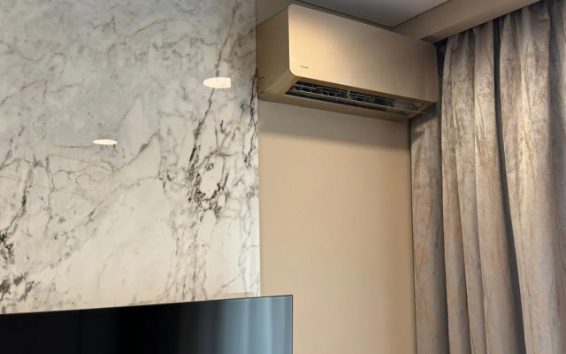 Апартаменты Высота 124 УК Атмосфера с видом на горы