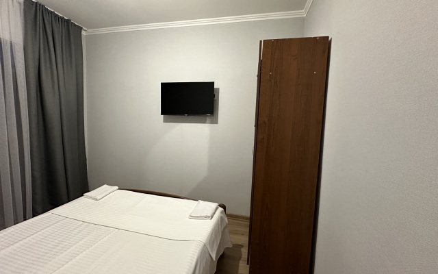 Gosti Guest House