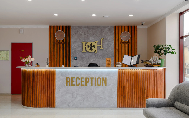 Hotel Yunis