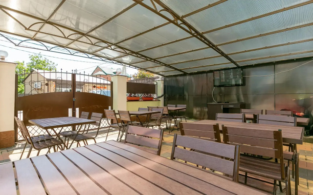 Aleksandros Guest House