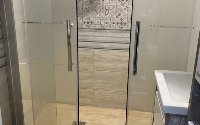 Na Prospekte 50 Let Oktyabrya 20 Flat