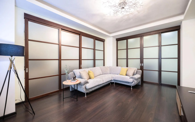 Pyat Zvyozd Bolshaya S Konditsionerami I Kaminom Apartment