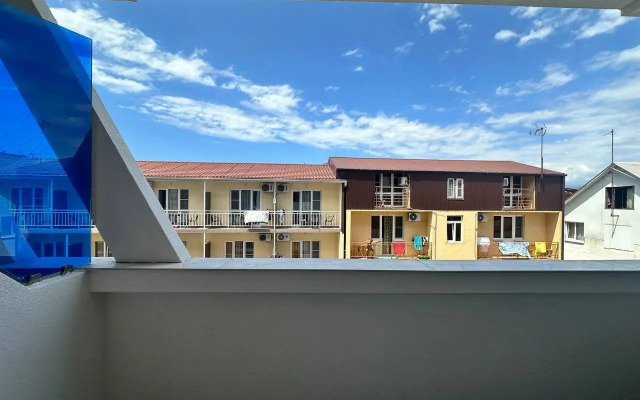 Na Ulitse 8 Marta 10 Apartment