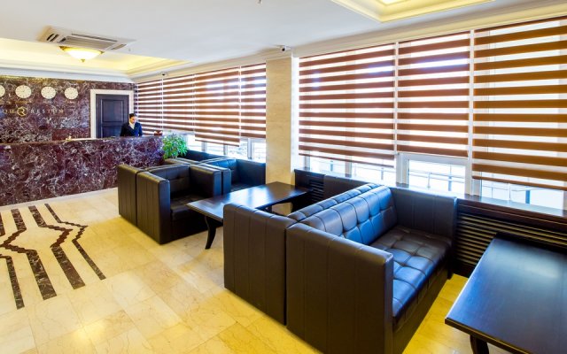 Reston Hotel & Spa