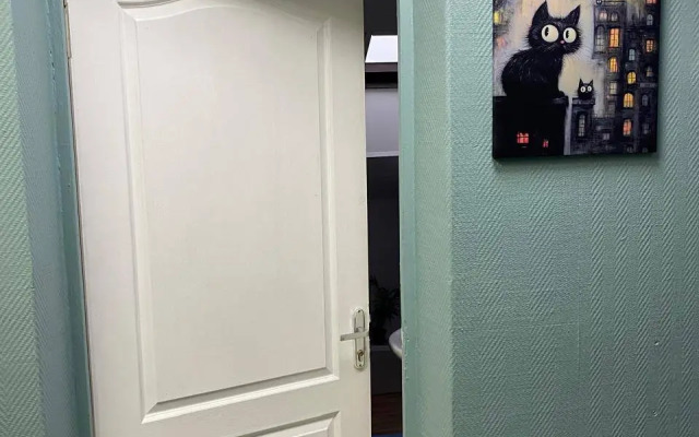 Меблированная комната Роза на ул. Большая Покровская, 48