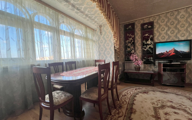 Na Ulitse Polesskaya 19 Flat