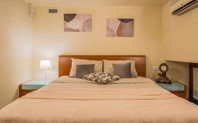 Апартаменты С видом на набережную Фонтанки