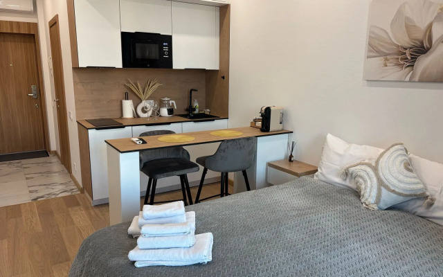 Studiya U Morya 521 Apartments