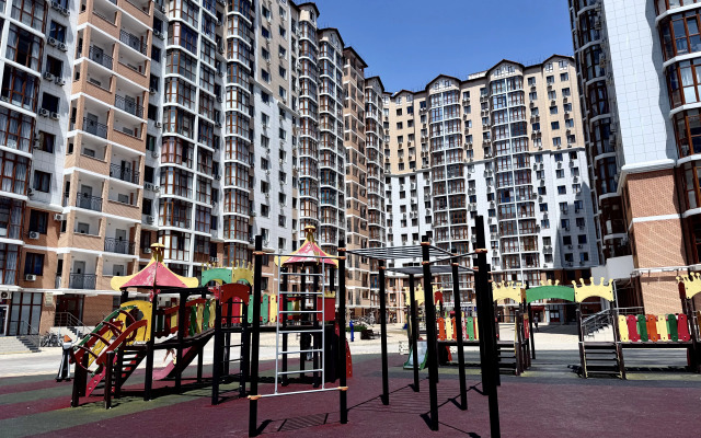 V Roskoshnom Zhk chernoye More Flat