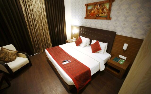 The Byke Suraj Plaza Veg Hotel