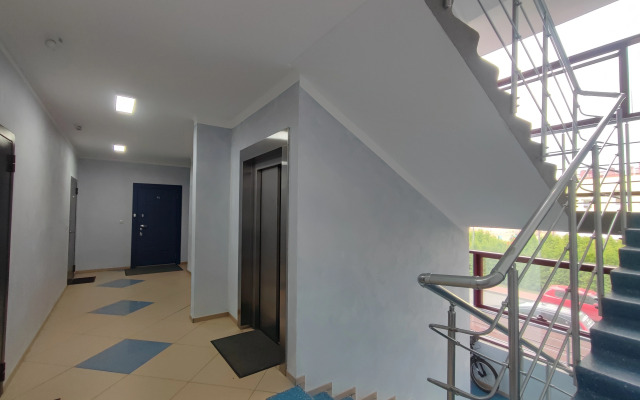 Yevrodvushka Apartamenty U Ekspoforuma Flat