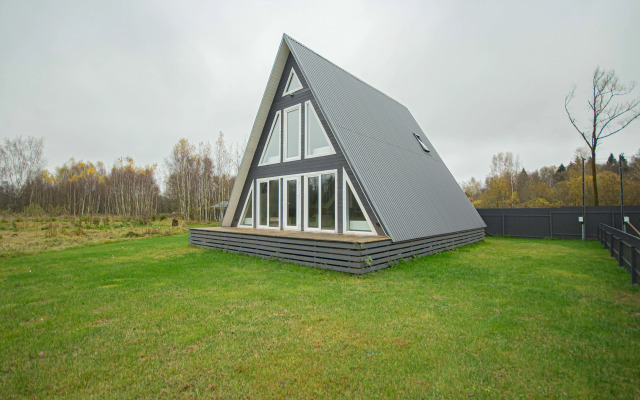 Частный дом Уютный домик у реки 55