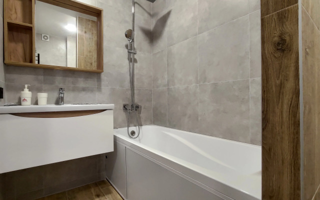 Апартаменты на Лученка 9