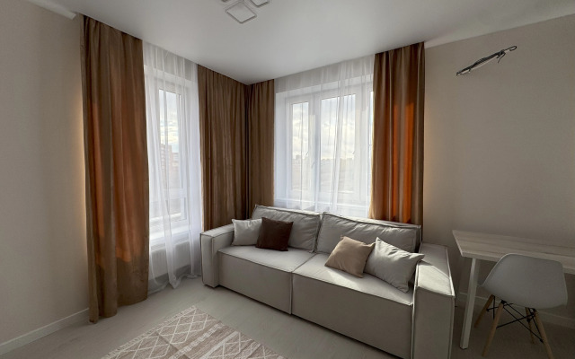 Chetyrekhmestnaya Dizaynerskaya V Tsentre Goroda Flat