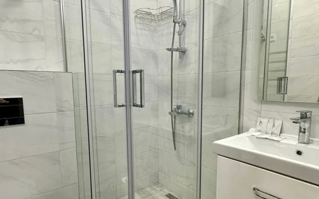 S Basseynom Apartments