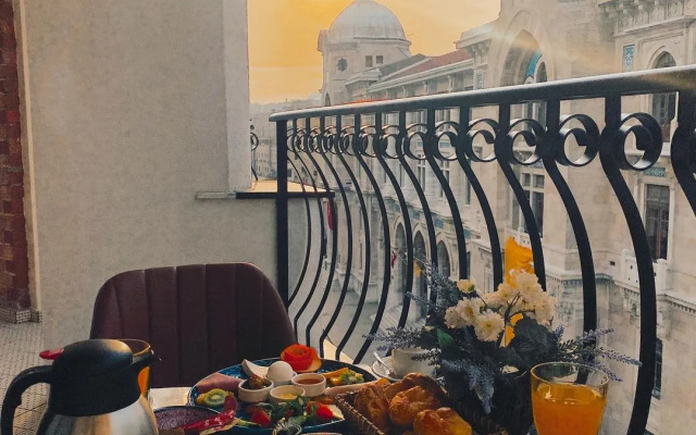 Grand Sirkeci Hotel - Image 2