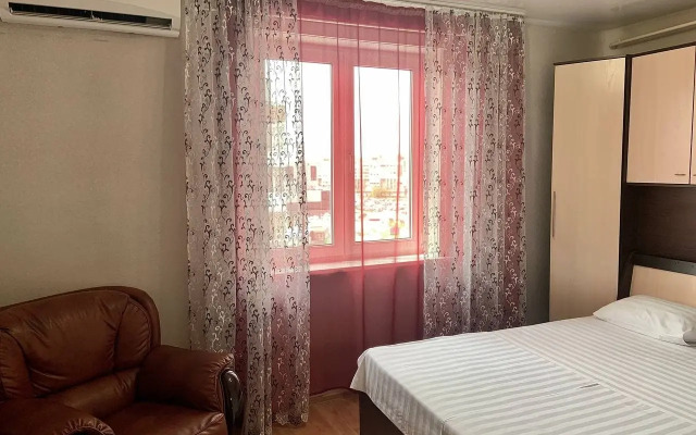 V Gosti Na Sverdlova 12 Hotel