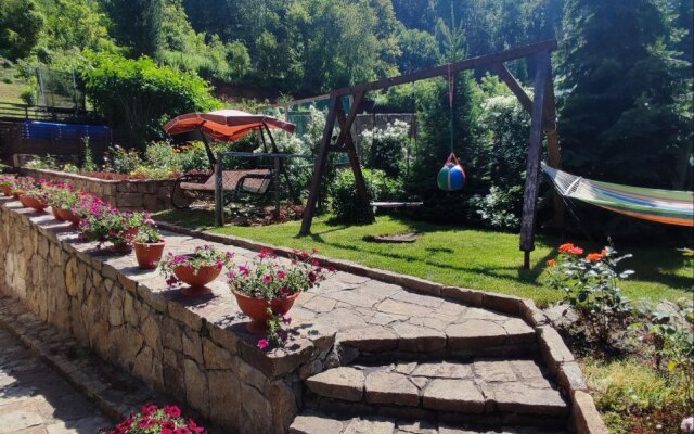 Radevichi Guest House