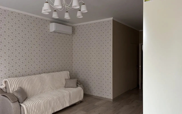 V Zheleznovodske Flat