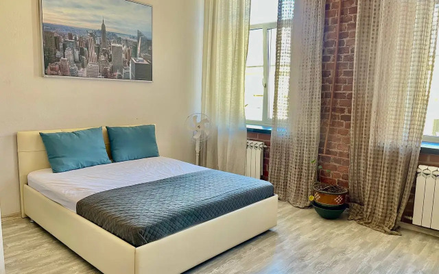 Квартира Просторная студия у театра Андрея Миронова