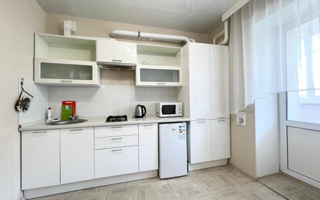 Apartamenty Na Televizionnoy, 2 Etazh Flat