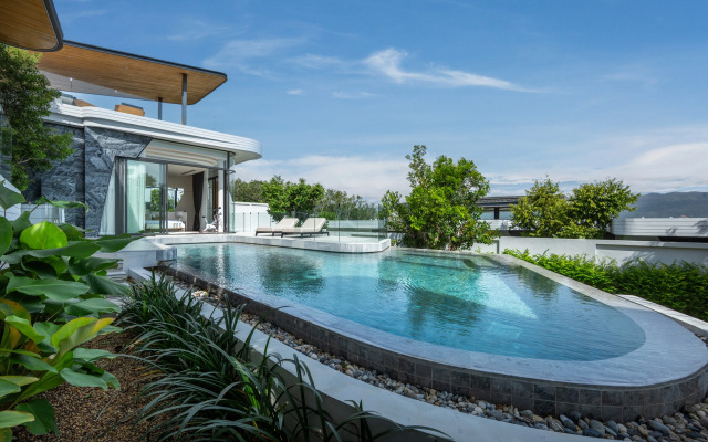 Zavaya 360 View Luxury Retreat with Pool Villa