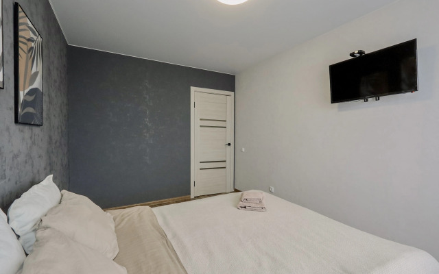 1 komnatnaya kvartira na prospekte Kalashnikova Apartments