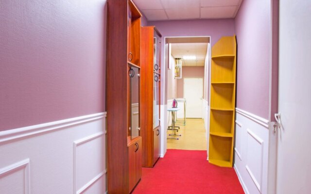 V Pitere Zhit Hostel