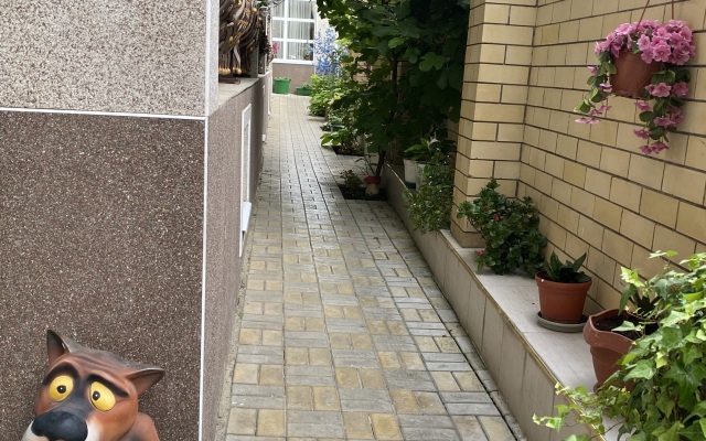 SPS Guest House