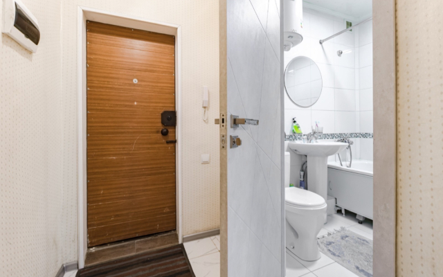 Ryadom S Vokzalom Flat
