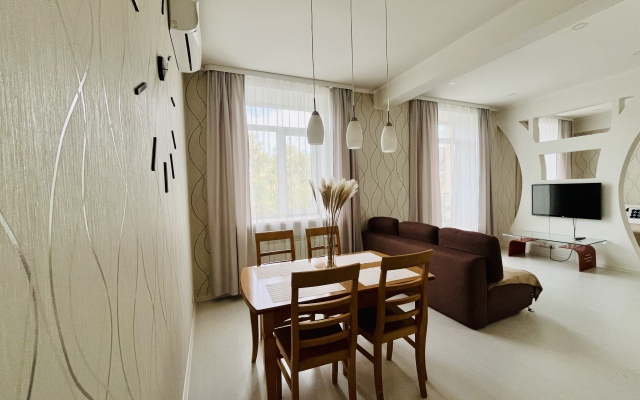 Апартаменты Unique Apart Лен рядом с Медсанчастью МВД, Парком Чудес и СГК Кирова 25