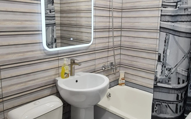 Odnokomnatnaya V Trekh Minutakh Ot Vokzala Flat