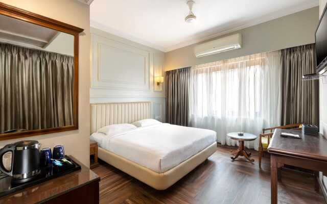 Grand Kalinga Hotel
