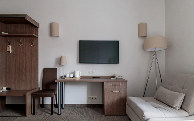 Staryij Dvorik Na Orlovskoj Hotel