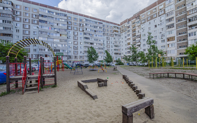 Yarkaya ryadom s Rivyeroy i Tatneft arenoy Flat