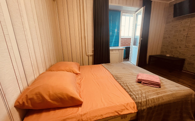 Апартаменты на Калашникова 7