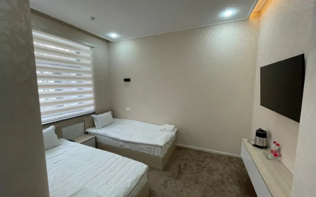 Chinor Hotel
