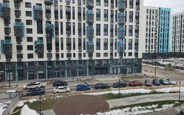 Runway Apartments Flat