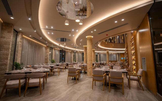 Duomo Resort Hotel