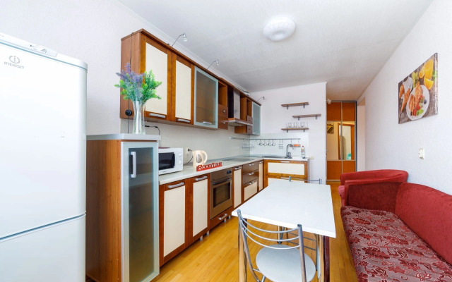 Апартаменты Dayker City Apartments Просторные на Чкалова 5