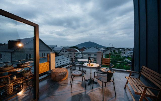 Fhouse Guest House