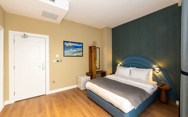 Nenessa Airport Hotel