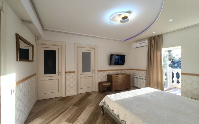 Sosnovyij Raj Villa