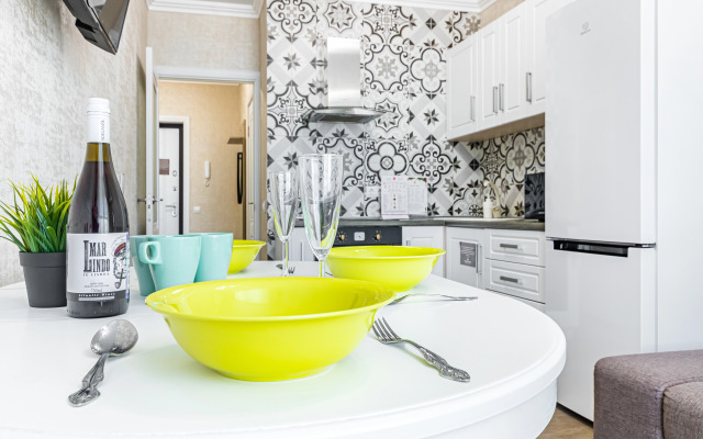 Апартаменты 2 Кровати Диван 6 гостей Центр Краснодара 22 Этаж Smart TV и Вид из Окна