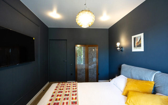 Pion Rooms Apartments