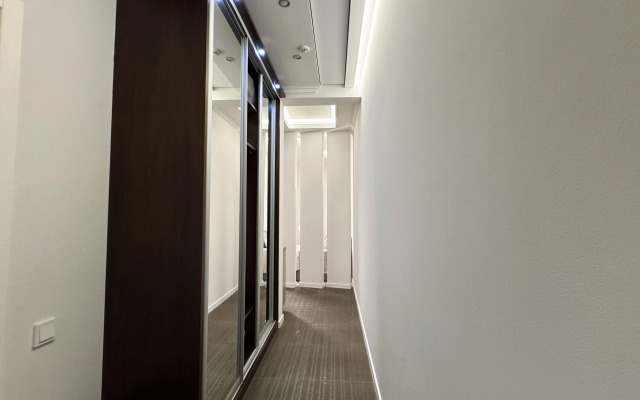 Na Pervomayskoy 2 Spalni Flat