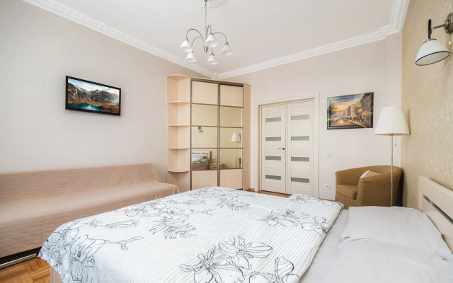 Апартаменты в историческом центре улица Румянцева 14