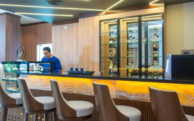 Отель Novotel Cairo El Borg