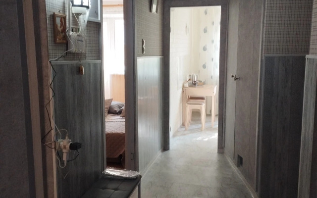 V Akademgorodke Flat